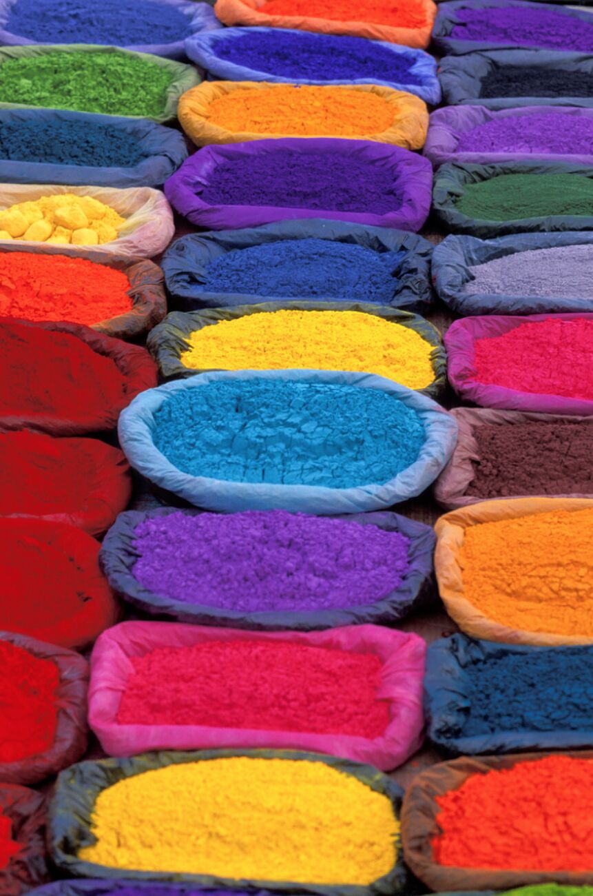 Les colorants en poudre de Pashupatinath, Népal